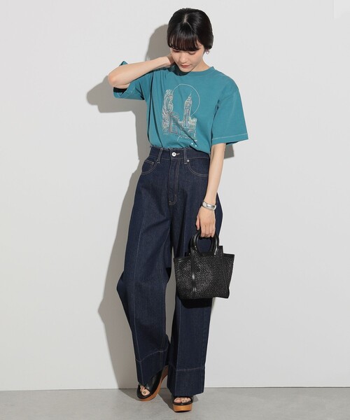 BEAMS HEART(ビームスハート)の「BEAMS HEART / カラフルプリントTシャツ(Tシャツ/カットソー・レディース・ブラック系その他4/オフホワイト/ブルー・FREE)」の17枚目の写真