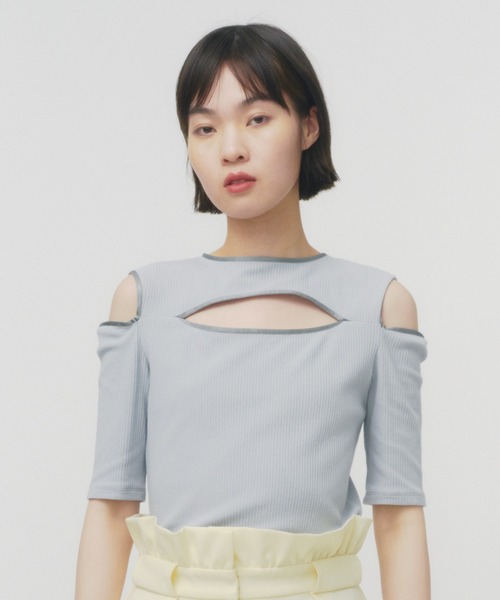 THINGS THAT MATTER(シングス ザット マター)の「NOTCH DESIGN TERECO RIB HALF SLLEVE TOPS / ノッチデザインテレコリブハーフスリープトップス(Tシャツ/カットソー・レディース・ブラック/ピンク/サックスブルー/ベージュ・FREE)」の13枚目の写真