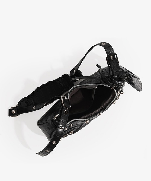 LAFFMO（ラフモ）の「ハートミラー＆ポーチ付き2WAYショルダーバッグ