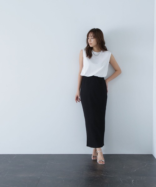 NATURAL BEAUTY BASIC(ナチュラルビューティーベーシック)の「◇メタルプレートノースリーブカットソー(Tシャツ/カットソー・レディース・チャコールグレー/オフホワイト/ブラック・FREE)」の10枚目の写真