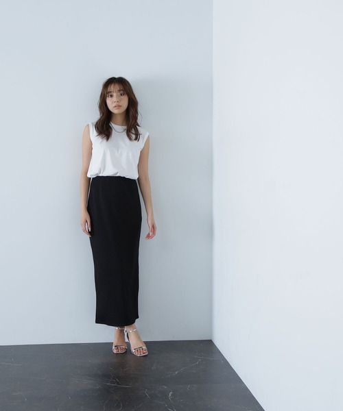 NATURAL BEAUTY BASIC(ナチュラルビューティーベーシック)の「◇メタルプレートノースリーブカットソー(Tシャツ/カットソー・レディース・チャコールグレー/オフホワイト/ブラック・FREE)」の13枚目の写真