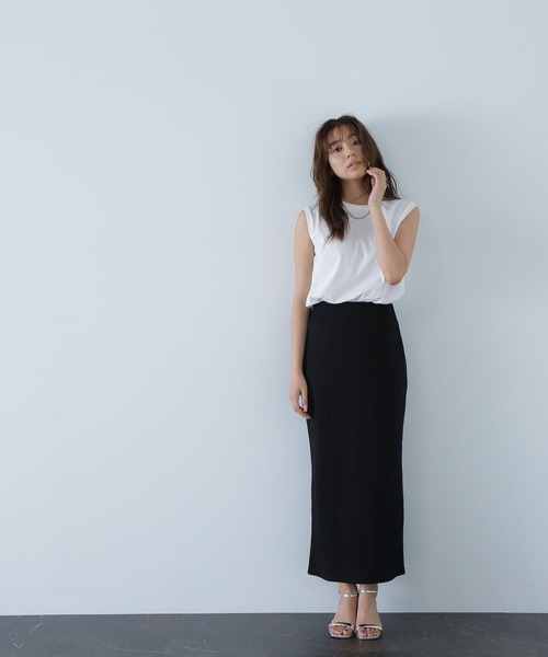 NATURAL BEAUTY BASIC(ナチュラルビューティーベーシック)の「◇メタルプレートノースリーブカットソー(Tシャツ/カットソー・レディース・チャコールグレー/オフホワイト/ブラック・FREE)」の15枚目の写真