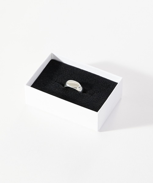 meltum(メルタム)の「SMALL SIGNET RING(リング・メンズ・シルバー・LARGE/MEDIUM/SMALL)」の11枚目の写真