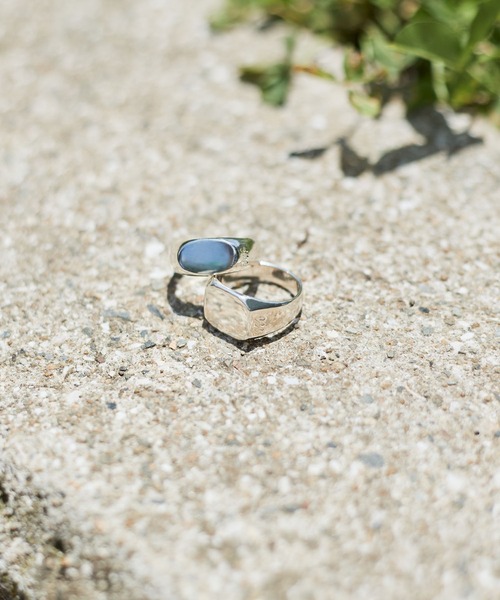 meltum(メルタム)の「SMALL SIGNET RING(リング・メンズ・シルバー・LARGE/MEDIUM/SMALL)」の21枚目の写真