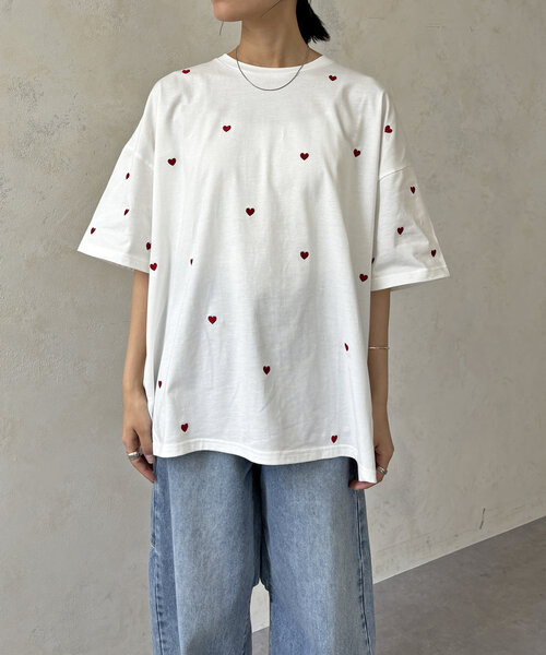CPCM(シーピーシーエム)の「ハート刺繍T(Tシャツ/カットソー・レディース・オフホワイト/ネイビー/ベージュ/ブラック・FREE)」の9枚目の写真