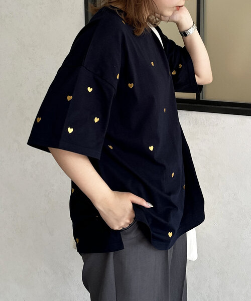 CPCM(シーピーシーエム)の「ハート刺繍T(Tシャツ/カットソー・レディース・オフホワイト/ネイビー/ベージュ/ブラック・FREE)」の20枚目の写真