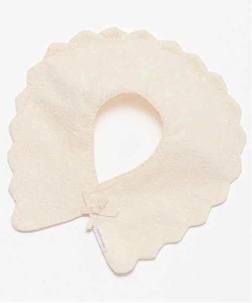 petit main（プティマイン）の「【防水】スカラップリボンスタイ（スタイ/よだれかけ・キッズ・ライトグリーン/アイボリー/ライトピンク・FREE）」の2枚目の写真