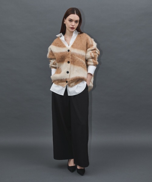 Shelly island（シェリーアイランド）の「アクセントブラッシュドカーディガン（カーディガン/ボレロ・レディース・ベージュ/ホワイト・FREE）」の20枚目の写真