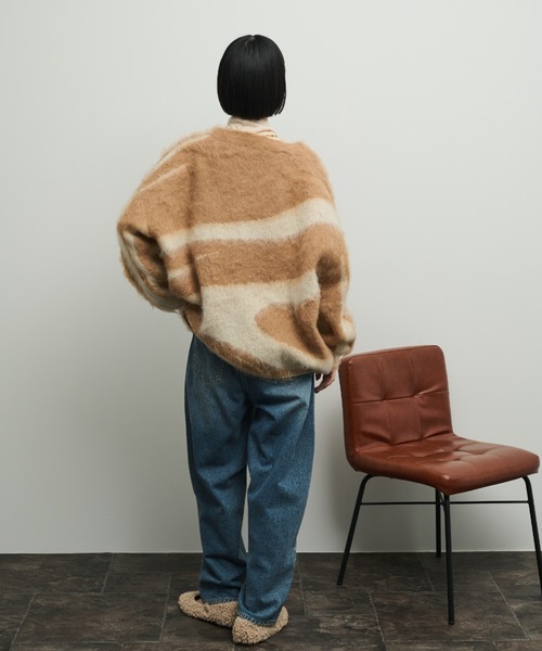 Shelly island（シェリーアイランド）の「アクセントブラッシュドカーディガン（カーディガン/ボレロ・レディース・ベージュ/ホワイト・FREE）」の14枚目の写真