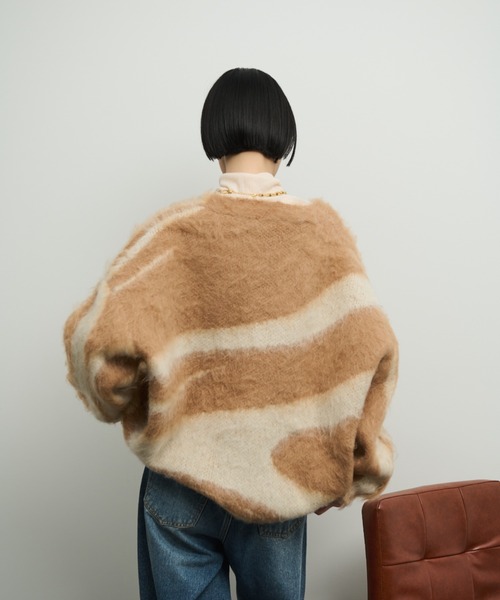 Shelly island（シェリーアイランド）の「アクセントブラッシュドカーディガン（カーディガン/ボレロ・レディース・ベージュ/ホワイト・FREE）」の15枚目の写真