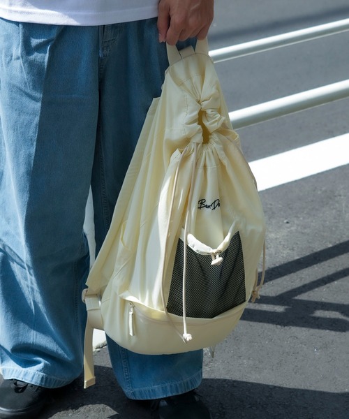 BEN DAVIS（ベンデイビス）の「【BEN DAVIS/ベンデイビス】ナイロンドロストーリングデイパック BDW-8365（バックパック/リュック・メンズ・ベージュ/オフホワイト/ブラック/カーキ・FREE）」の7枚目の写真