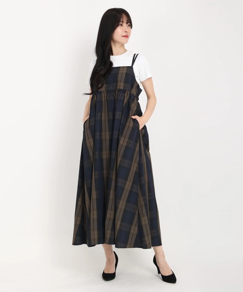 STRAWBERRY-FIELDS（ストロベリーフィールズ）の「タフタジャンパースカート（ワンピース・レディース・ブラック/ワインレッド/ネイビー・2）」の3枚目の写真