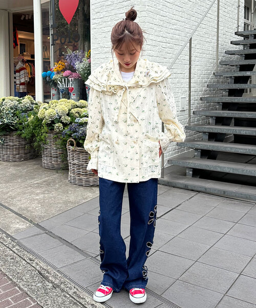 HELLO.SANFRANCISCO（ハローサンフランシスコ）の「【HELLO.SANFRANCISCO/ハローサンフランシスコ】フラワープリントマルチウェイフリルベルト（付け襟・レディース・アイボリー・ONE SIZE）」の14枚目の写真