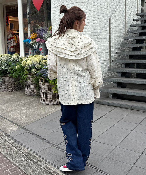 HELLO.SANFRANCISCO（ハローサンフランシスコ）の「【HELLO.SANFRANCISCO/ハローサンフランシスコ】フラワープリントマルチウェイフリルベルト（付け襟・レディース・アイボリー・ONE SIZE）」の12枚目の写真