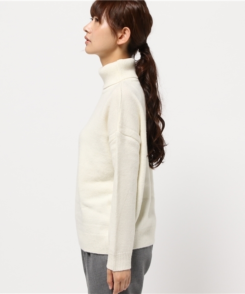 koe（コエ）の「縮絨ニットタートルネックプルオーバー（ニット/セーター・レディース・オフホワイト/グレー/ブラック・MEDIUM/LARGE/SMALL）」の5枚目の写真