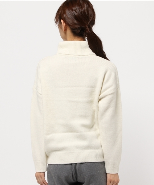 koe（コエ）の「縮絨ニットタートルネックプルオーバー（ニット/セーター・レディース・オフホワイト/グレー/ブラック・MEDIUM/LARGE/SMALL）」の6枚目の写真