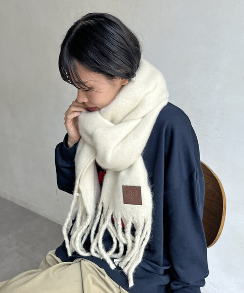 CPCM（シーピーシーエム）の「ふわふわバルキーマフラー（マフラー・レディース・ベージュ/アイボリー/オレンジ/グレー/サックスブルー・FREE）」の2枚目の写真