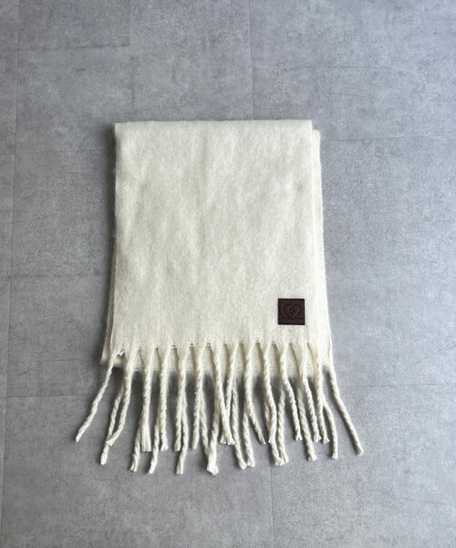 CPCM（シーピーシーエム）の「ふわふわバルキーマフラー（マフラー・レディース・ベージュ/アイボリー/オレンジ/グレー/サックスブルー・FREE）」の8枚目の写真