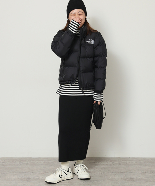 THE NORTH FACE(ザノースフェイス)の「《再入荷!》毎年大好評の1着。【THE NORTH FACE】 Short Nuptse Jacket:ダウンジャケット(ダウンジャケット/コート・レディース・ライトグレー/ブラック・MEDIUM)」の12枚目の写真