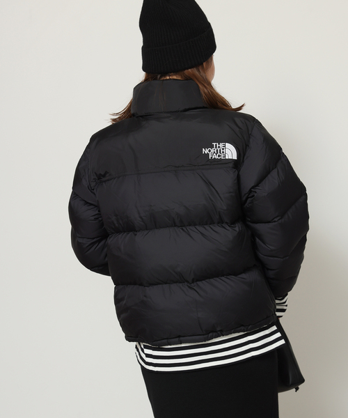 THE NORTH FACE(ザノースフェイス)の「《再入荷!》毎年大好評の1着。【THE NORTH FACE】 Short Nuptse Jacket:ダウンジャケット(ダウンジャケット/コート・レディース・ライトグレー/ブラック・MEDIUM)」の22枚目の写真