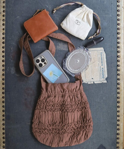 Crisp（クリスプ）の「ハンドスモッキングショルダーバッグ（ショルダーバッグ・レディース・キャメル/ダークブラウン・FREE）」の15枚目の写真