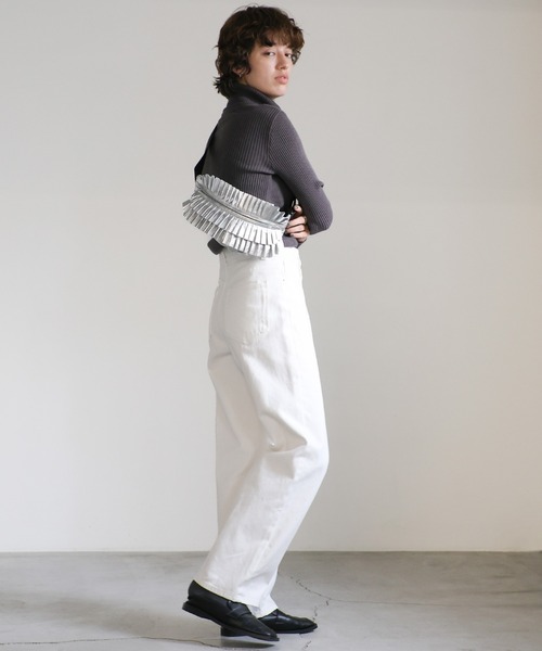 select MOCA（セレクトモカ）の「【ZOZO限定】メタリックフリルボディバッグ（ボディバッグ/ウエストポーチ・レディース・ゴールド/シルバー/ブラック・FREE）」の18枚目の写真