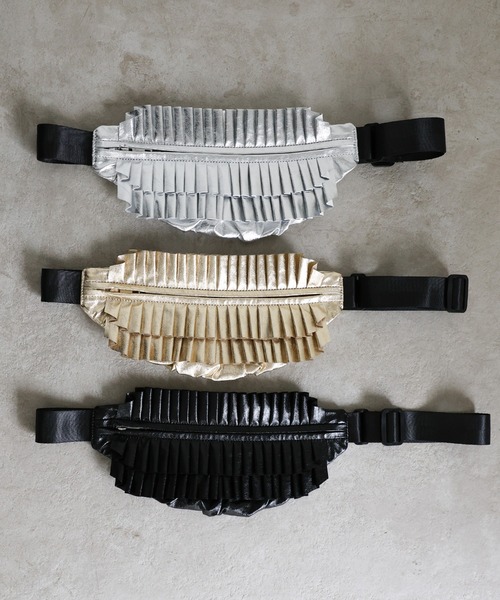 select MOCA（セレクトモカ）の「【ZOZO限定】メタリックフリルボディバッグ（ボディバッグ/ウエストポーチ・レディース・ゴールド/シルバー/ブラック・FREE）」の20枚目の写真