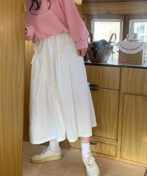 Vipoa(ヴィポア)の「ribbon flare skirt(スカート・レディース・ブラック/ホワイト・FREE)」の8枚目の写真