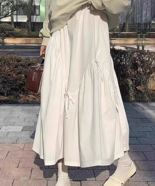 Vipoa(ヴィポア)の「ribbon flare skirt(スカート・レディース・ブラック/ホワイト・FREE)」の9枚目の写真