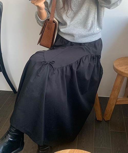 Vipoa(ヴィポア)の「ribbon flare skirt(スカート・レディース・ブラック/ホワイト・FREE)」の10枚目の写真