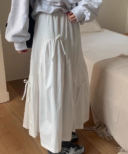 Vipoa(ヴィポア)の「ribbon flare skirt(スカート・レディース・ブラック/ホワイト・FREE)」の13枚目の写真