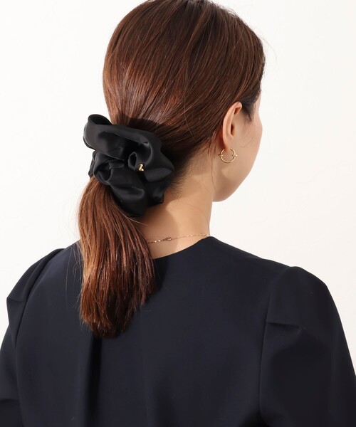 NOLLEY’S（ノーリーズ）の「サテンビッグシュシュ（シュシュ・レディース・ブラック・FREE）」の7枚目の写真