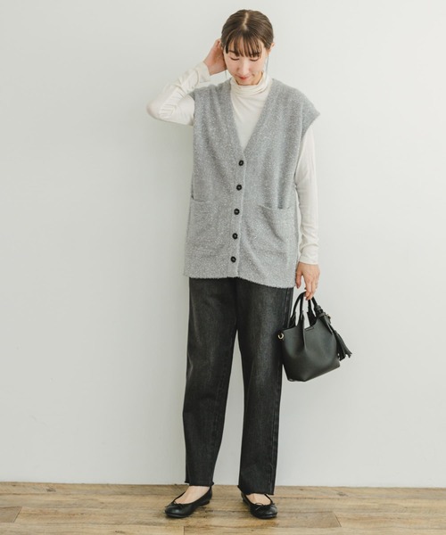 ITEMS URBANRESEARCH(アイテムズ アーバンリサーチ)の「ニットジレ(ベスト・レディース・ライトグレー/ブラック・FREE)」の12枚目の写真