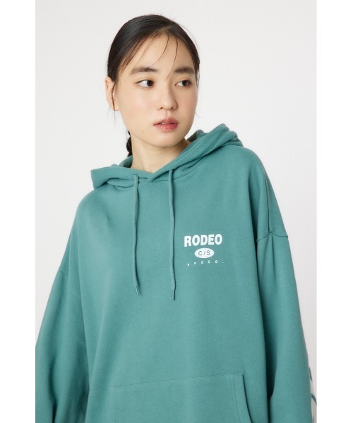 RODEO CROWNS WIDE BOWL（ロデオクラウンズワイドボウル）の「オーバービッグロゴパーカー（パーカー・レディース・ブラック/グリーン/スモークピンク・FREE）」の9枚目の写真