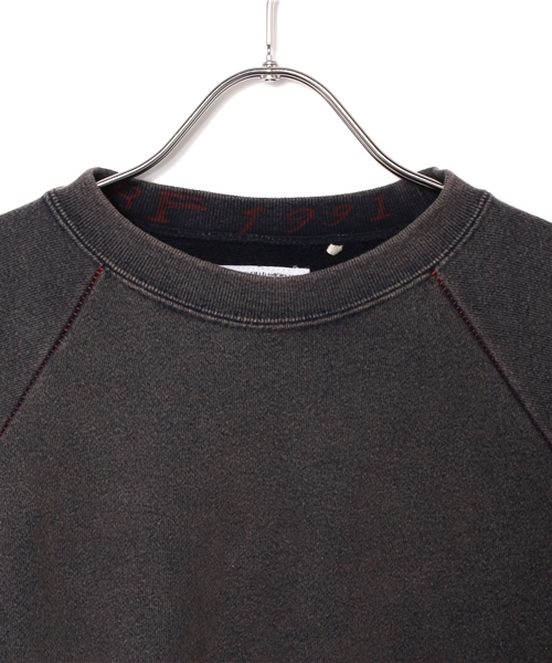 MARKEY'S(マーキーズ)の「フェード加工SWドルマンワンピース (130~150cm)(ワンピース・キッズ・チャコール/ネイビー/マスタード・150/140/130)」の4枚目の写真