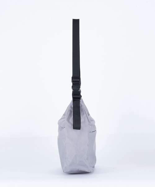 TIMELESS COMFORT（タイムレスコンフォート）の「SOLEIL(ソレイユ) アンドノーマリーショルダーバッグ（ショルダーバッグ・レディース・ブラック/グレー/ブラウン/パープル・ONE SIZE）」の14枚目の写真