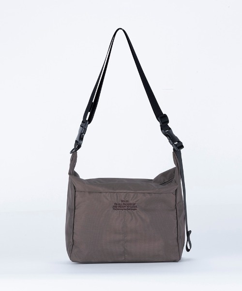 TIMELESS COMFORT（タイムレスコンフォート）の「SOLEIL(ソレイユ) アンドノーマリーショルダーバッグ（ショルダーバッグ・レディース・ブラック/グレー/ブラウン/パープル・ONE SIZE）」の17枚目の写真