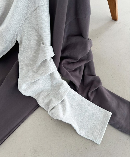 Olu.（オルドット）の「スリーブタックスウェットワンピース（ワンピース・レディース・ライトグレー/チャコールグレー・0/1）」の18枚目の写真