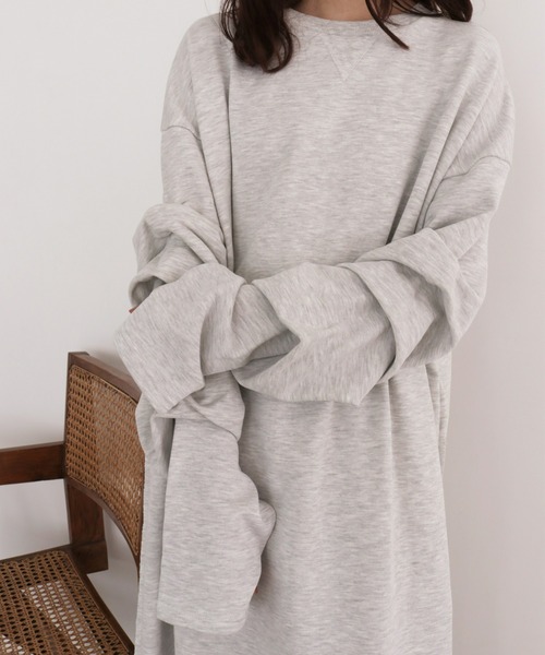 Olu.（オルドット）の「スリーブタックスウェットワンピース（ワンピース・レディース・ライトグレー/チャコールグレー・0/1）」の3枚目の写真