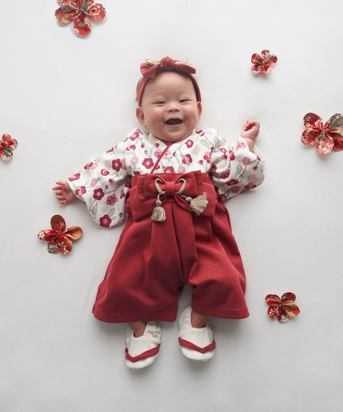 mocmof(モクモフ)の「mocmof 袴ロンパース (うめ柄) レッド 80(ロンパース・キッズ・レッド・80cm)」の1枚目の写真