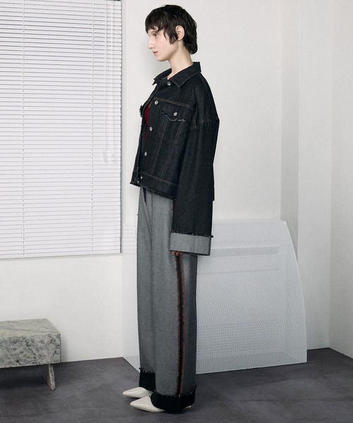 le ELMi（ルエルミ）の「Roll-up fringe denim jacket / ロールアップ フリンジ デニムジャケット【セットアップ対応】（デニムジャケット・レディース・ブラック/ブルー・FREE）」の18枚目の写真