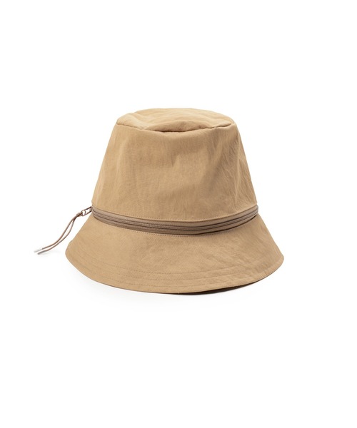 JNBY（ジェーエヌビーワイ）の「2-way Zip-off Crown Bucket Hat / 2wayバケットハット（ハット・メンズ・ブラック/ベージュ・ONE SIZE）」の16枚目の写真
