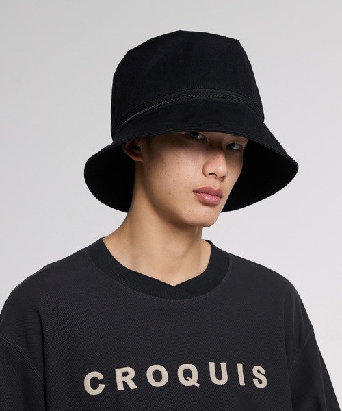 JNBY（ジェーエヌビーワイ）の「2-way Zip-off Crown Bucket Hat / 2wayバケットハット（ハット・メンズ・ブラック/ベージュ・ONE SIZE）」の3枚目の写真