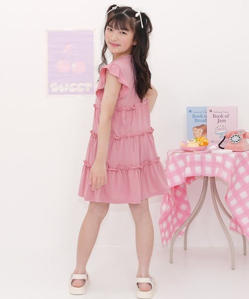 Bee des Bee（ビーデスビー）の「ティアードワンピース（ワンピース・キッズ・ピンク/ライトパープル/ブラック・140cm/110cm/130cm/120cm/100cm/150cm）」の7枚目の写真