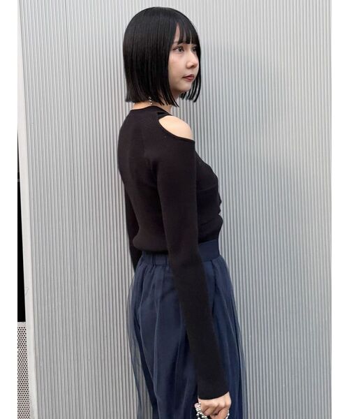 MURUA(ムルーア)の「フロントホックカットアウトニット(ニット/セーター・レディース・ピンク/ブラック/アイボリー・FREE)」の19枚目の写真