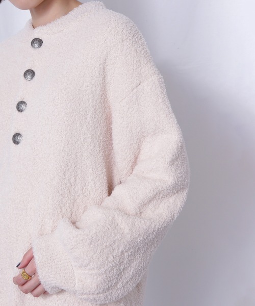 ROSE BUD(ローズバッド)の「(GENE HEAVENS)コンチョボタン モコモコ ヘンリーネックトップス(ニット/セーター・レディース・ホワイト/ブラック/ベージュ・ONE SIZE)」の12枚目の写真