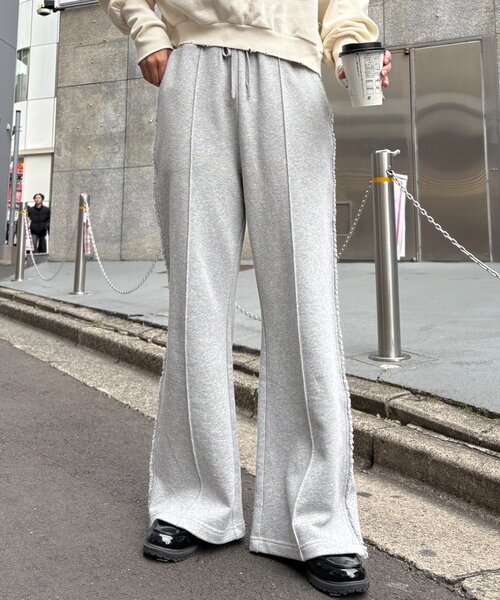 CIAOPANIC TYPY（チャオパニックティピー）の「フリンジ微フレアスウェットパンツ（その他パンツ・レディース・オフホワイト/グレー・ONE SIZE）」の3枚目の写真