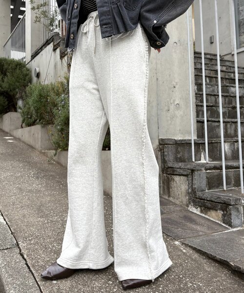 CIAOPANIC TYPY（チャオパニックティピー）の「フリンジ微フレアスウェットパンツ（その他パンツ・レディース・オフホワイト/グレー・ONE SIZE）」の7枚目の写真