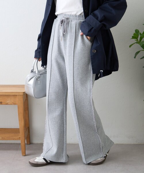 CIAOPANIC TYPY（チャオパニックティピー）の「フリンジ微フレアスウェットパンツ（その他パンツ・レディース・オフホワイト/グレー・ONE SIZE）」の11枚目の写真