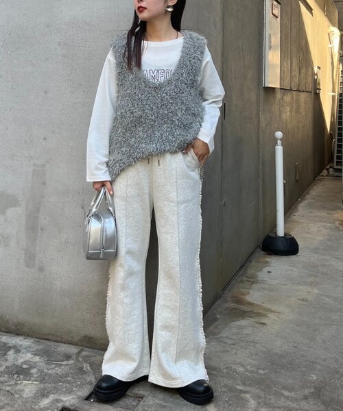 CIAOPANIC TYPY（チャオパニックティピー）の「フリンジ微フレアスウェットパンツ（その他パンツ・レディース・オフホワイト/グレー・ONE SIZE）」の17枚目の写真